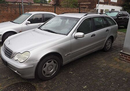 Mercedes-Benz C 180 T