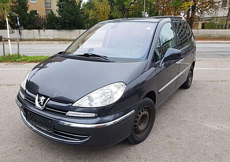 Peugeot 807 HDi 135 Family