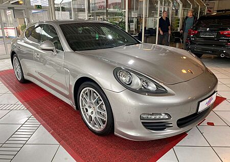 Porsche Panamera S +SPORT CHRONO +NAVI+LUFT+LEDER+