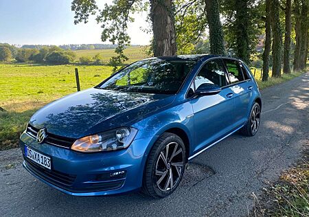 VW Golf Variant Volkswagen Golf 7 VII ,1.6 TDI BlueMotion Technology Cup,