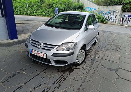 VW Golf Plus Volkswagen Opa Fahrzeug Klima TÜV neu erst 118000