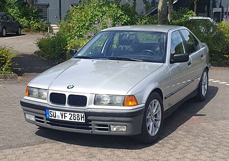 BMW 320i 320 3er