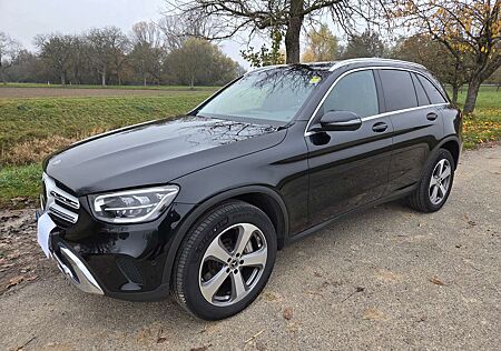 Mercedes-Benz GLC 300 de 4Matic 9G-TRONIC
