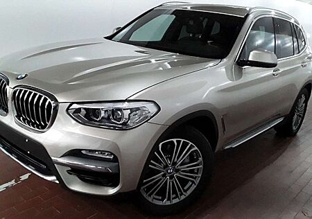 BMW X3 xDrive 30 i Luxury Line