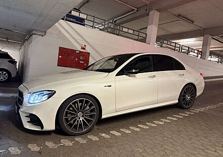 Mercedes-Benz E 43 AMG 4Matic 9G-TRONIC