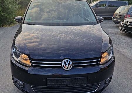 VW Touran Volkswagen 2.0 TDI DPF DSG