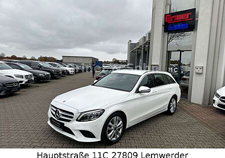 Mercedes-Benz C 220 d Avantgarde,1-Hand,MultiBeam,T-Leder,3,99%