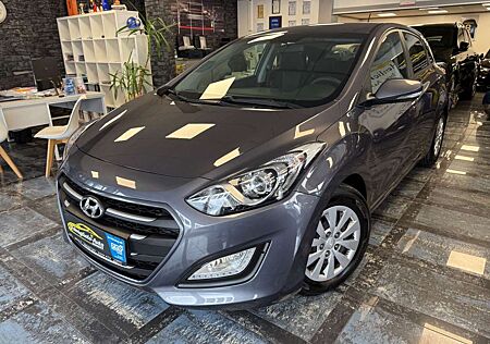 Hyundai i30 blue*Kamera*Navigation*Touch*Euro6*1.Vorhalt