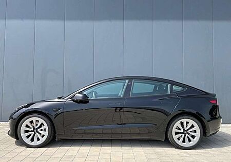 Tesla Model 3 Standard Range Plus RWD Dt. Modell TOP