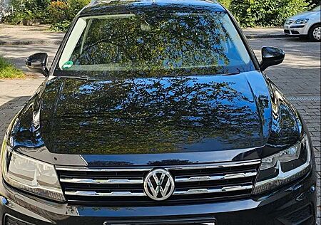 VW Tiguan Allspace Volkswagen Diesel 2.0 TDI SCR DSG IQ.DRIVE