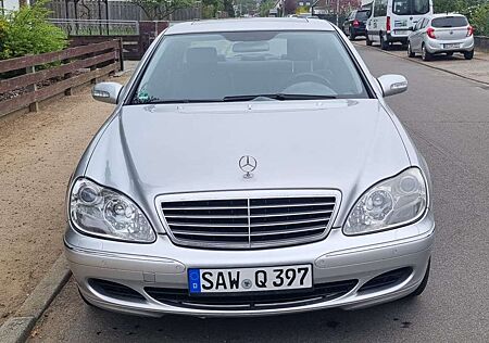 Mercedes-Benz S 320 CDI (220.025)