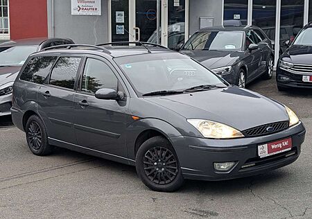 Ford Focus 1.6 Ambiente Klima AHK TÜV 2 Monate