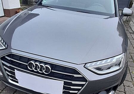 Audi A4 35 TFSI S tronic S line