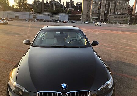 BMW 325i 325 Cabrio Aut.