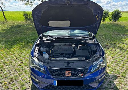 Seat Leon Sportstourer Cupra 300 2,0 TSI DSG 4 Drive