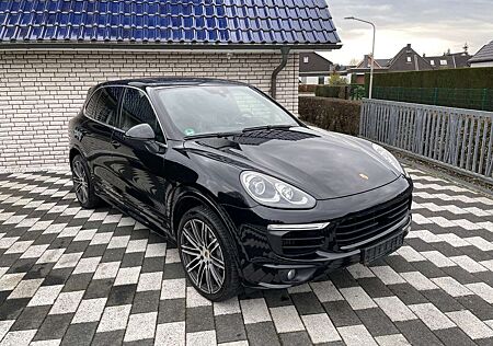 Porsche Cayenne Tüv u. Bremsen Neu + Service, GTS Sportpaket Turb