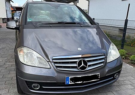 Mercedes-Benz A 200 Turbo Elegance