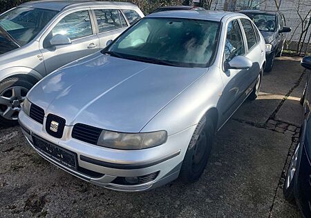 Seat Leon 1.6 16V Genio ohne HU/AU