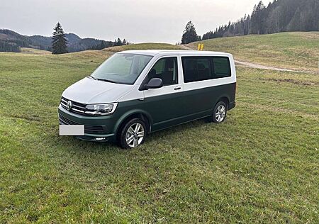VW T6 Multivan Volkswagen 4MOTION, Standheizung, AHK, Dachzelt + Träger