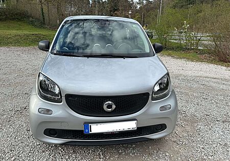 Smart ForFour Cool + Sound