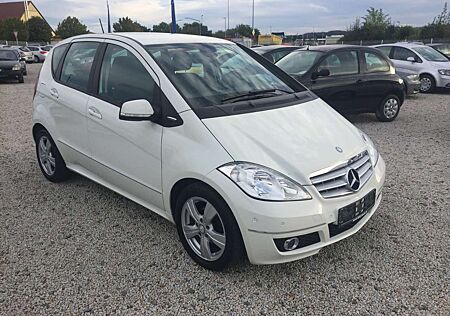 Mercedes-Benz A 160 Advangarde,Autom.,Temp.,Klima,Sitzheiz.,Alu,usw.!