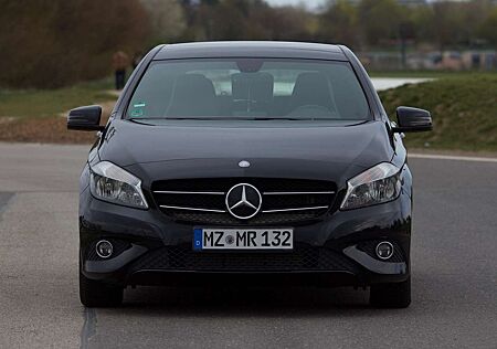 Mercedes-Benz 180