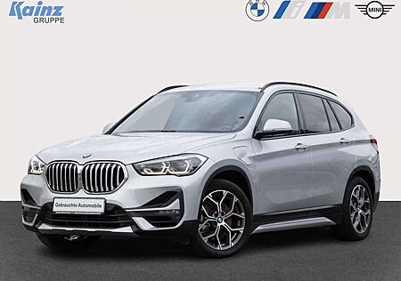 BMW X1 xDrive25e xLine/AHK/Navi+/HUD/Adapt. LED/RFK