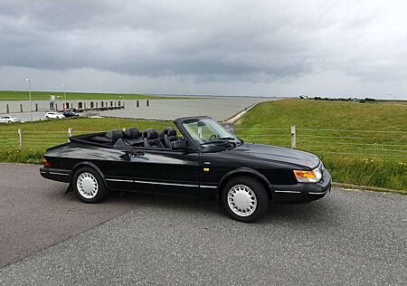 Saab 900 i 2.1-16 Cabrio