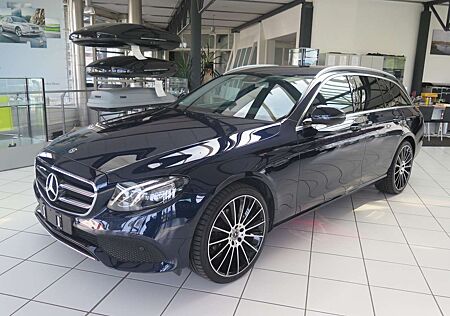 Mercedes-Benz E 220 d T 9G-TRONIC Avantgarde LED Kamera Easy-Pack