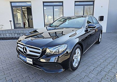 Mercedes-Benz E 200 Avantgarde NAVI 360° RFK Widescreen 1.HD