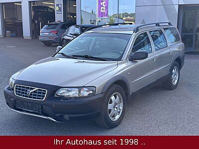 Volvo V70 2.4T AWD Cross Country Premium *VOLLLEDER*