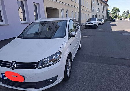 VW Touran Volkswagen 2.0 TDI DPF BlueMotion Technology Cup