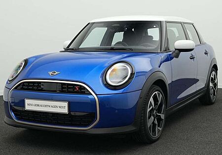 Mini Cooper S Favoured Trim