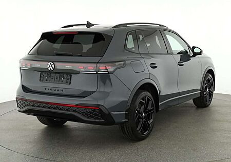 VW Tiguan Volkswagen 2.0 TSI 195 kW 4Motion R-Line DSG 4M Black, Pan...