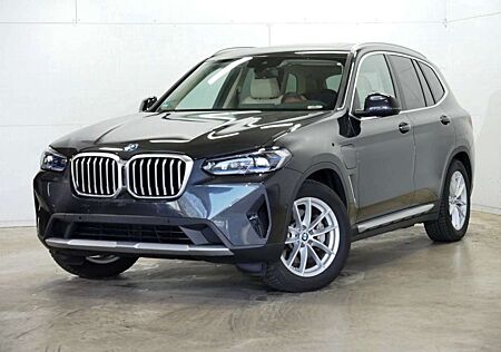 BMW X3 xDrive 30 e Sport Pano Laser HUD AHK el.Sitze
