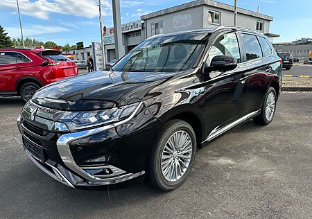 Mitsubishi Outlander 2.4 4WD Plug-In Hybrid Plus