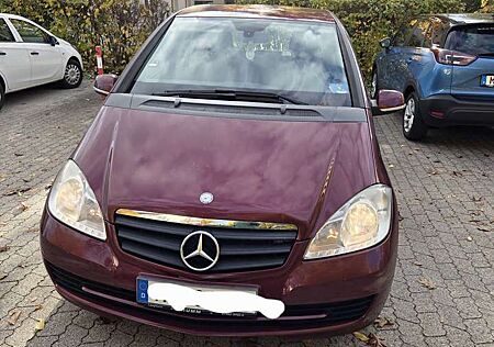 Mercedes-Benz A 160 BlueEFFICIENCY Elegance