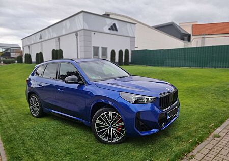 BMW X1 xDrive23i Aut. M Sportpaket
