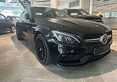 Mercedes-Benz C 63 AMG S * Service Neu * nur 18000 km