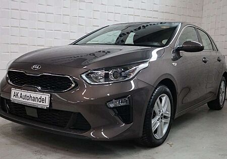 Kia Cee'd Ceed / Navi Kamera SHZ PDC