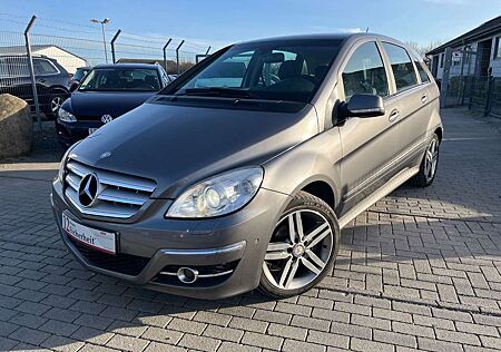 Mercedes-Benz B 180 CDI Sport-Paket Bi-Xenon PDC Leder Sitzhzg