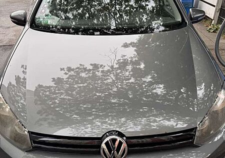 VW Golf Volkswagen 1.6 TDI DPF Trendline