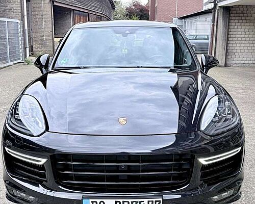 Porsche Cayenne GTS
