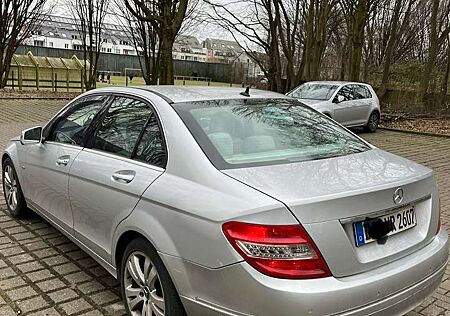 Mercedes-Benz C 200 CDI DPF BlueEFFICIENCY