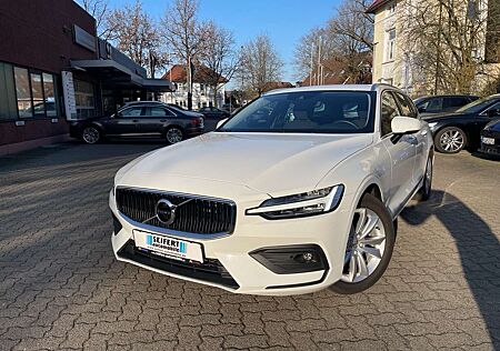 Volvo V60 Kombi B3 Momentum Pro