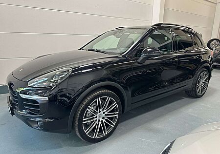 Porsche Cayenne S Chrono*Standheiz.*Approved*Pano*Scheckh.