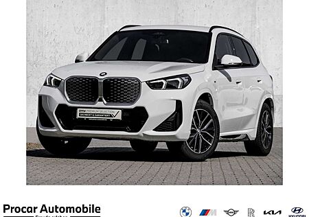 BMW iX1 xDrive30 M Sport HUD ACC AHK RFK NAVI LED