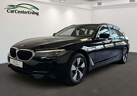 BMW 520 dTouring xDrive*LCI*LED*Navi*AHK*Kamera*4Zone