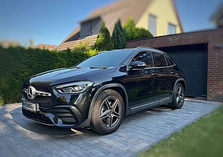 Mercedes-Benz GLA 250 GLA 4Matic 8G-DCT AMG Line