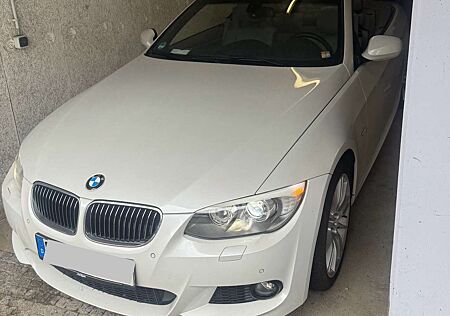 BMW 325i 325 Cabrio Aut.